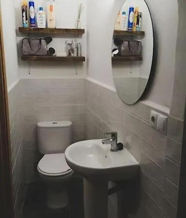 Casa Colorista En El Casco Antiguo Аликанте
