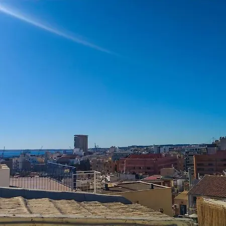 Casa de Férias Casa Colorista En El Casco Antiguo Alicante
